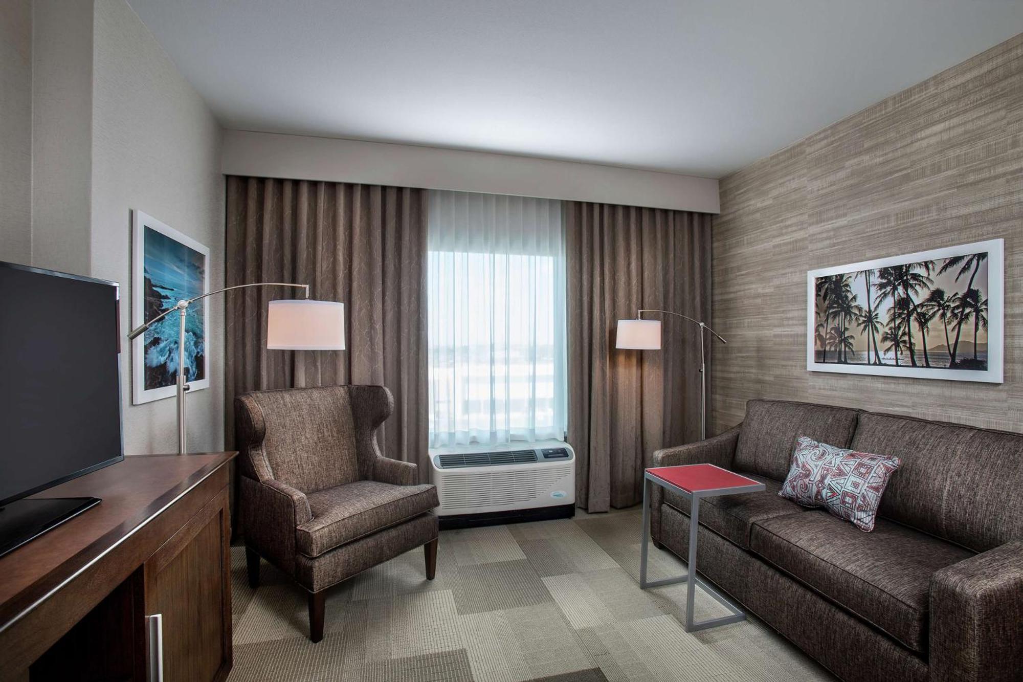 Hampton Inn & Suites Oahu Kapolei - Free Parking - No Resort Fee Esterno foto