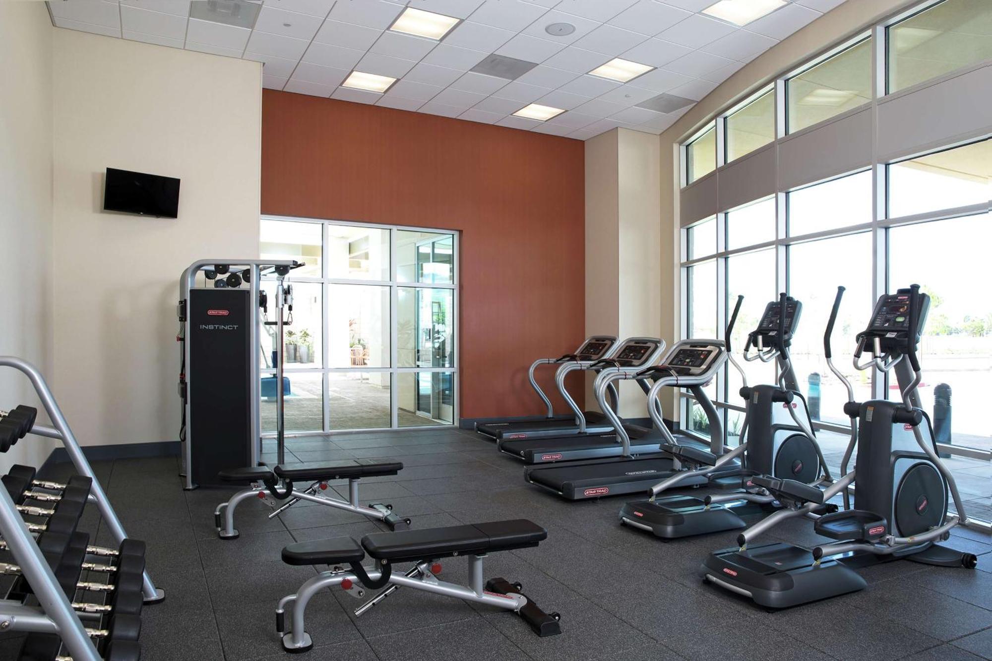Hampton Inn & Suites Oahu Kapolei - Free Parking - No Resort Fee Esterno foto